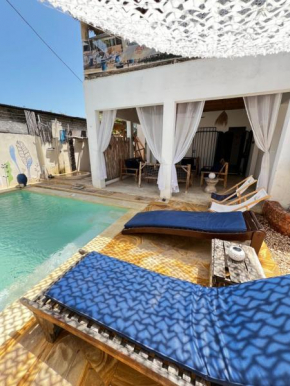Villa64 - Afrikanische Villa mit Pool